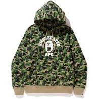 A BATHING APE x UNDEFEATED College Pullover Hoodie Green