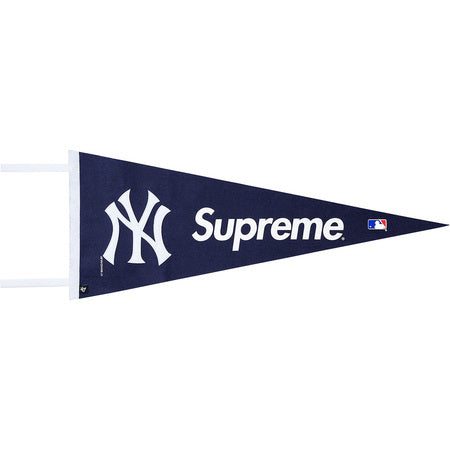 Supreme / Yankees Pennant Navy