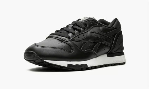 Reebok Mastermind/LX 8500 Black Leather / White Reebok Classic V67117